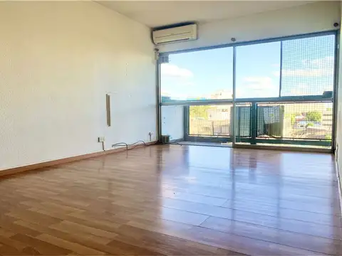 Venta Departamento 4 Amb con Balcón, Martinez