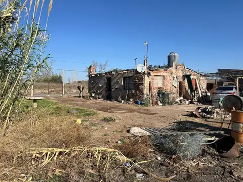 Casa 3 ambientes con 1 baño