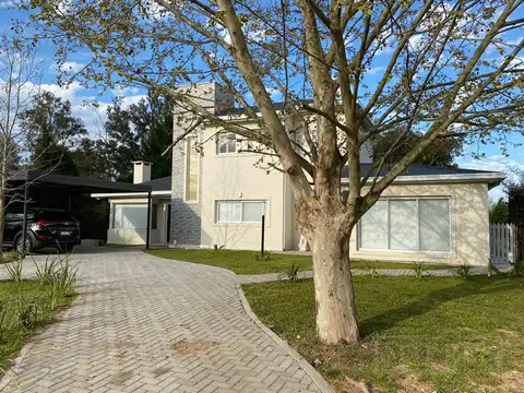 Casa en Alquiler Temporal en el Barrio Las Lomas  Harás Santa Maria