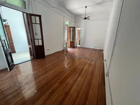 Depto Tipo Casa en Venta 50 años