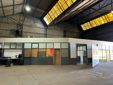 Nave 1.500 m2 - Circunvalación y Autopista a Santa Fe
