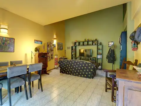 Depto Tipo Casa en Venta de 4 dormitorios