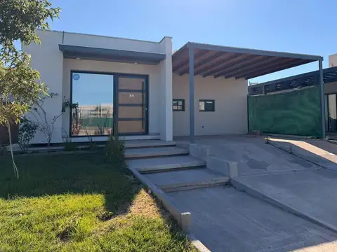 Casa en Barrio Las Cortaderas 3