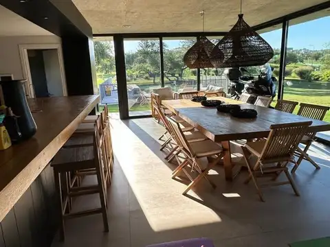 Casa en Alquiler en La Arbolada Hollywood, USD 3.000