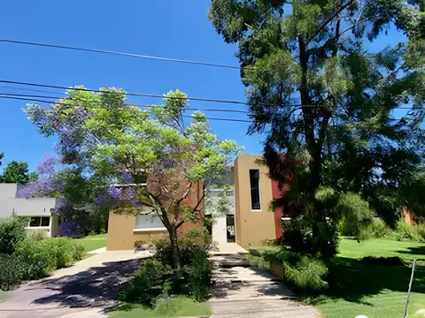 Casa, 4 dormitorios en Cube