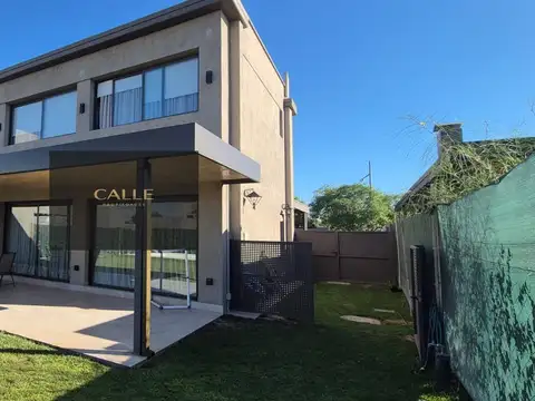 Casa en venta c/ cochera en Luján de Cuyo