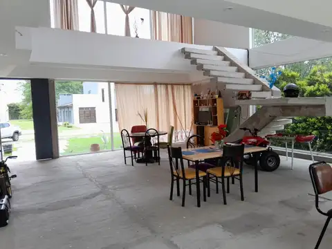 JUAN MANUEL DE ROSAS 47000