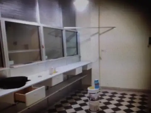 ALQUILER – LOCAL COMERCIAL – FLORESTA