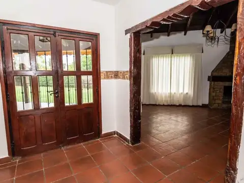 La Almudena. Calle 7. Lote 100