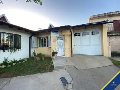 CASA CON LOCAL EN VENTA