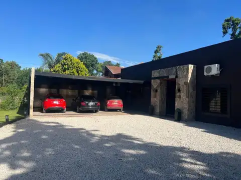 Casa 2 ambientes con 3 baños