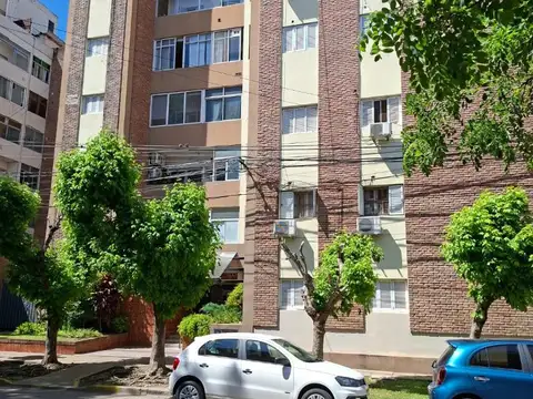 DEPARTAMENTO EN ALEM Y M. CANDIOTI