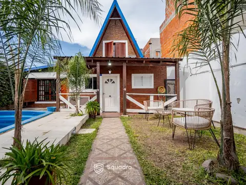 VENTA | PERMUTA - Casa de 4 dormitorios, piscina solárium y quincho - Altos de Mendoza, Fisherton.