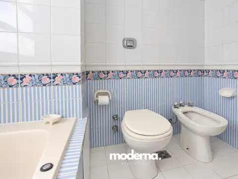 Departamento 4 ambientes con 3 baños