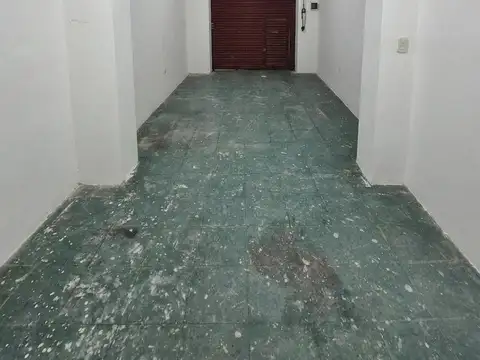 LOCAL EN CONSTITUCION- SIN EXPENSAS- MUY BUEN ESTADO