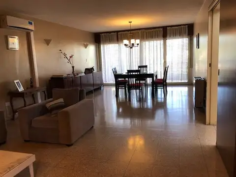 Pedro de Mendoza 2500