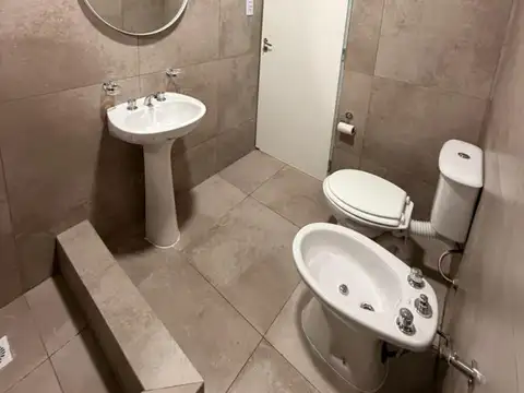 Casa en Alquiler Barrio Catema