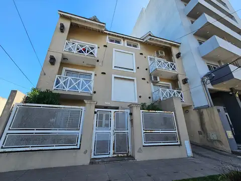 Alberdi 164 (cochera)