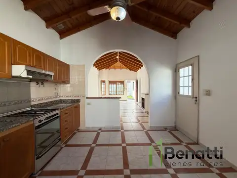 Casa en Alquiler en Mataderos, $ 1.600.000