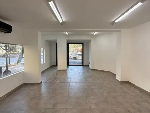 Local en Alquiler en Guemes, $ 4.500.000