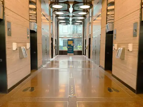 Oficina en Alquiler en Monserrat, USD 102.240