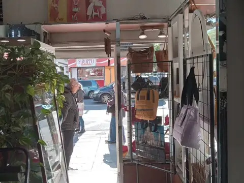 Local en Alquiler en Haedo Sur, $ 1.300.000