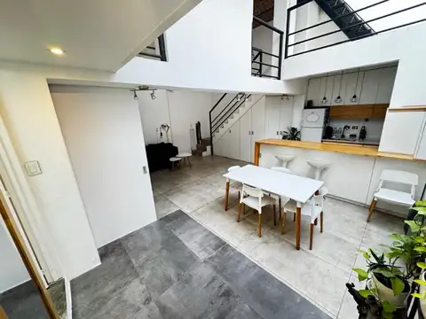 PH EN VENTA 3 AMB MUY AMPLIO LINDO LUMINOSO  PARRILLA TERRAZA Y  SIN EXPENSAS