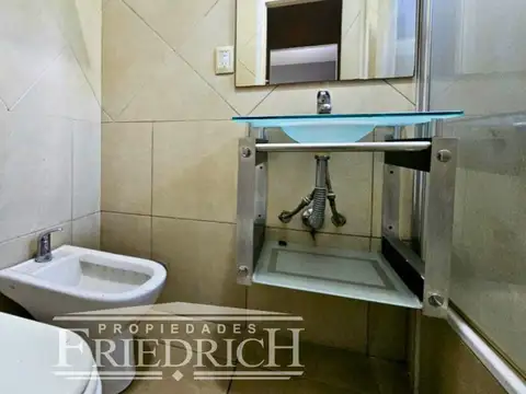 CASA EN VENTA EN LA CESARINA