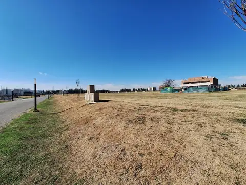 Av. San José de Calasanz al 9500