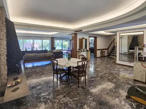 Casa en Venta en Versalles, USD 550.000