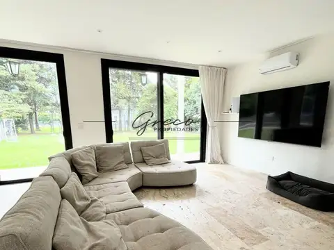 Casa en “ EL RODAL”