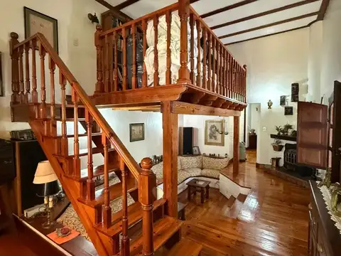 Venta Casa 4 Amb Cochera Jardin Y Pileta