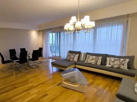 Departamento en Alquiler de 3 dormitorios