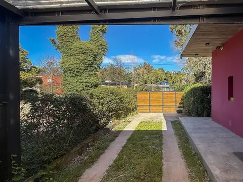 Casa 3 ambientes con 1 baño