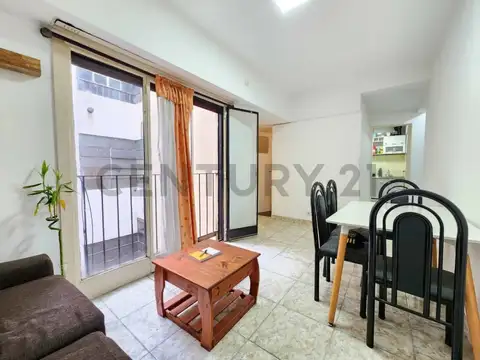 Departamento  2 Ambientes en Balvanera, Cocina Independiente, Bajas Expensas