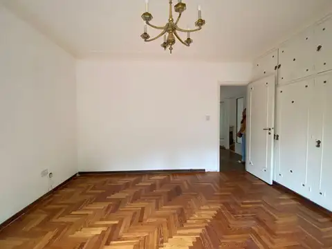 Departamento 5 ambientes con 2 baños