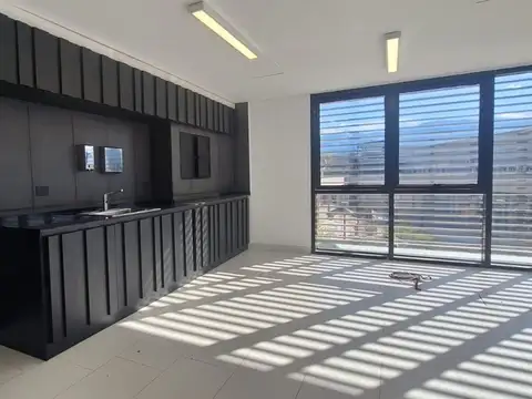 Oficina en Alquiler 2 años