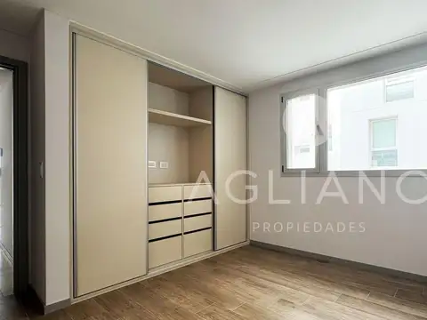 Departamento en Alquiler con 1 cocheras
