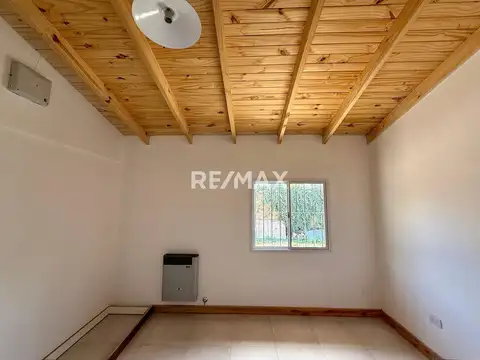 Casa 3 ambientes con 2 baños