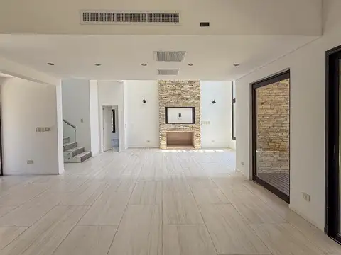 Casa en Venta en Santa Maria Del Tigre, USD 630.000