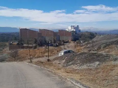 Terreno en Venta en Tanti, USD 25.000