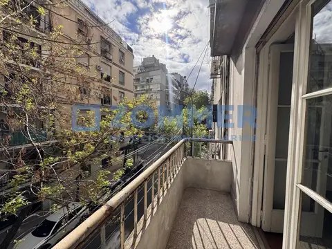 2 AMBIENTES en VENTA con BALCON en Palermo Piso 2 por escalera