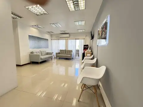 Oficina en  alquiler de 2 ambientes