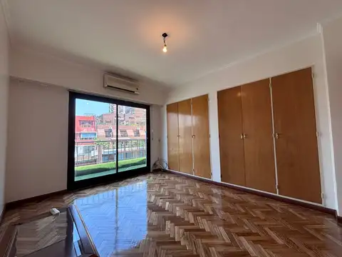 2 AMB FTE C/2 BALCONES - DEPTO DE CATEGORIA