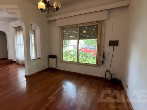 Depto Tipo Casa en Venta en Castelar Norte, USD 130.000