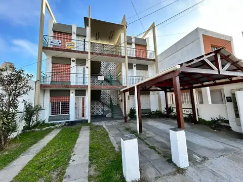 DEPARTAMENTO DE 3 AMBIENTES - A 2 CUADRAS DEL MAR
