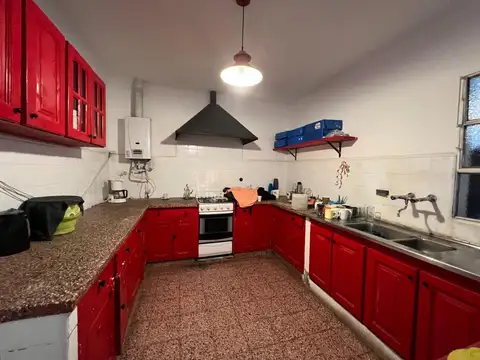 Casa en venta en calle Santiago del Estero