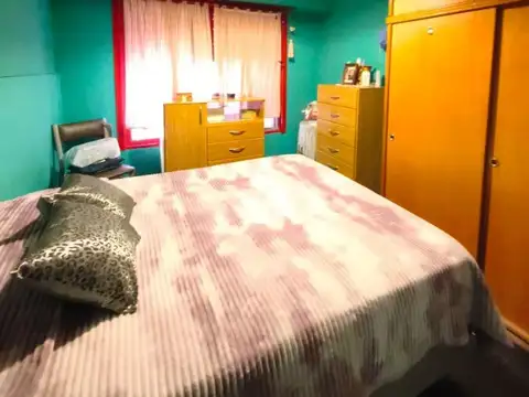 Casa en venta - Castelar Sur - Casacuberta al 3200