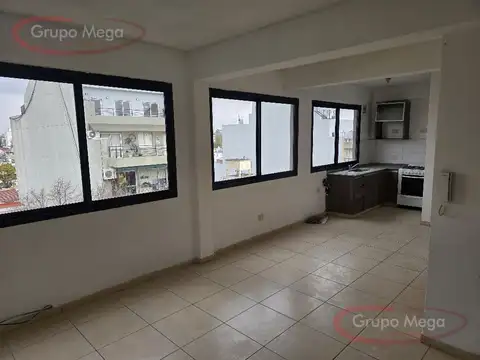 Departamento en Alquiler en Villa Devoto, $ 600.000