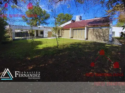 CASA EN VENTA, ZONA NEBEL (SOBRE ASFALO)